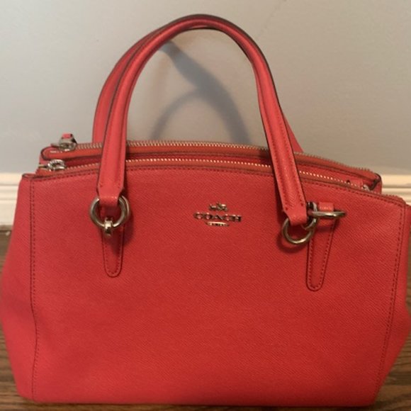 COACH HANDBAG - SLING BAG- MESSENGER BAG LEATHER - Picture 1 of 5